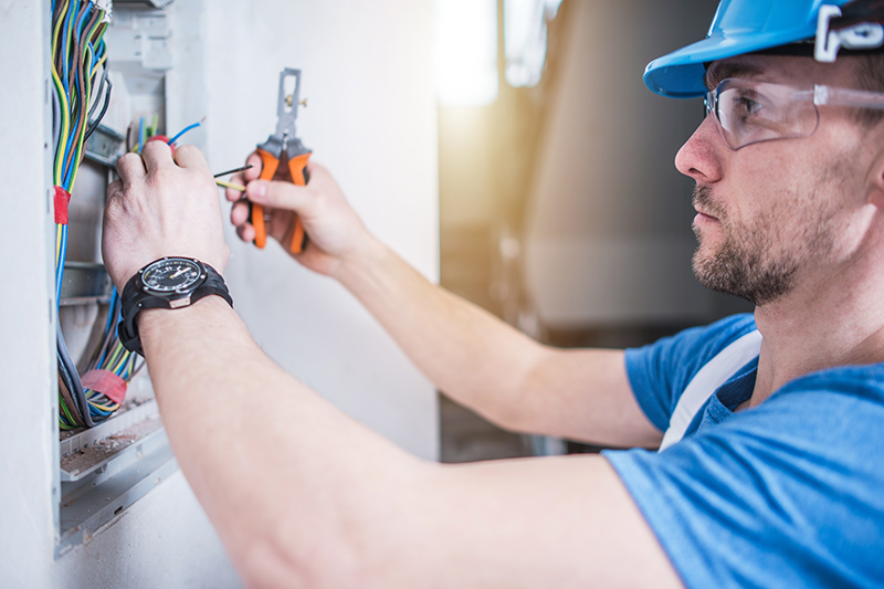 Electrician Qualifications in Wigan Greater Manchester